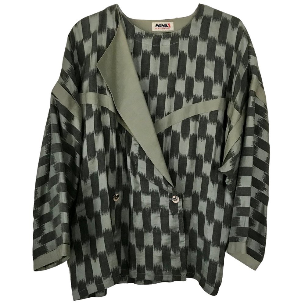 MUNIC’S Vintage Green Abstract print Weave 100% Silk Long Sleeve Top
